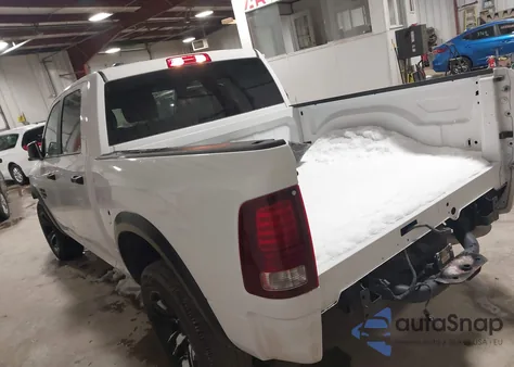 2024 Ram 1500 Classic Warlock 4X4 5'7 Box from USA, damaged, VIN 1C6RR7LG7RS148377